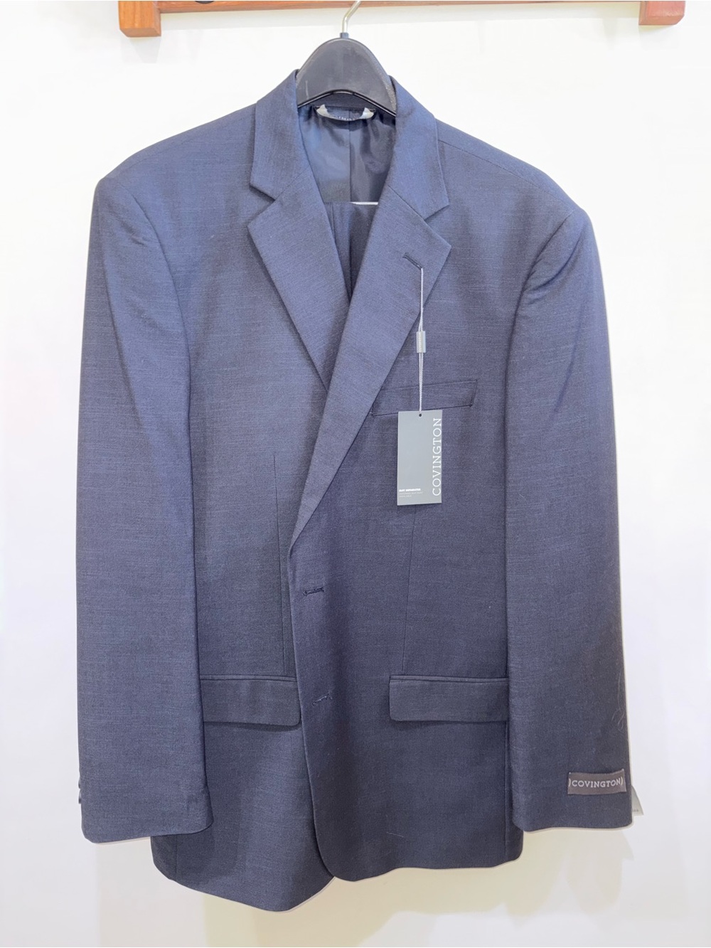 Covington Men's Dark Navy Single-Breasted Sport Coat - matching pants available